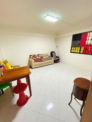 Blk 242 Gombak View (Bukit Batok), HDB 3 Rooms #587514551